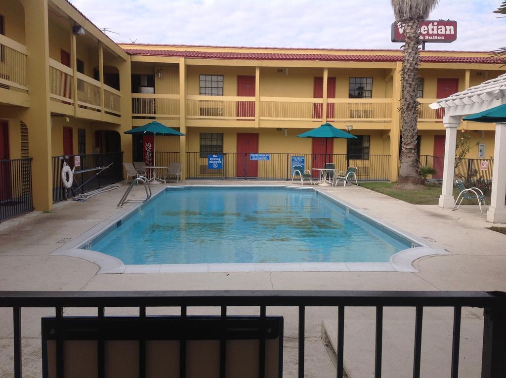 Studio 6-Houston, Tx - Intercontinental Airport South Екстериор снимка