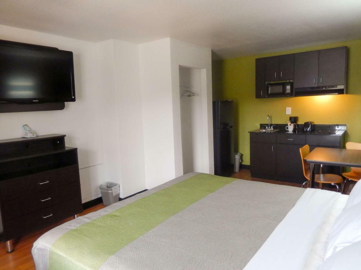 Studio 6-Houston, Tx - Intercontinental Airport South Екстериор снимка