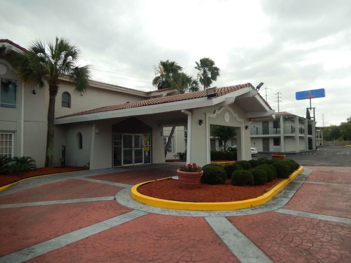Studio 6-Houston, Tx - Intercontinental Airport South Екстериор снимка